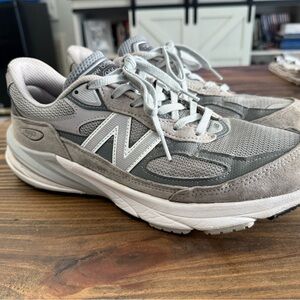 New Balance 990 Light Gray and White Running Shoes